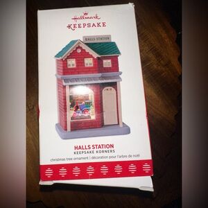 2017 Hallmark Keepsake Halls Station Ornament